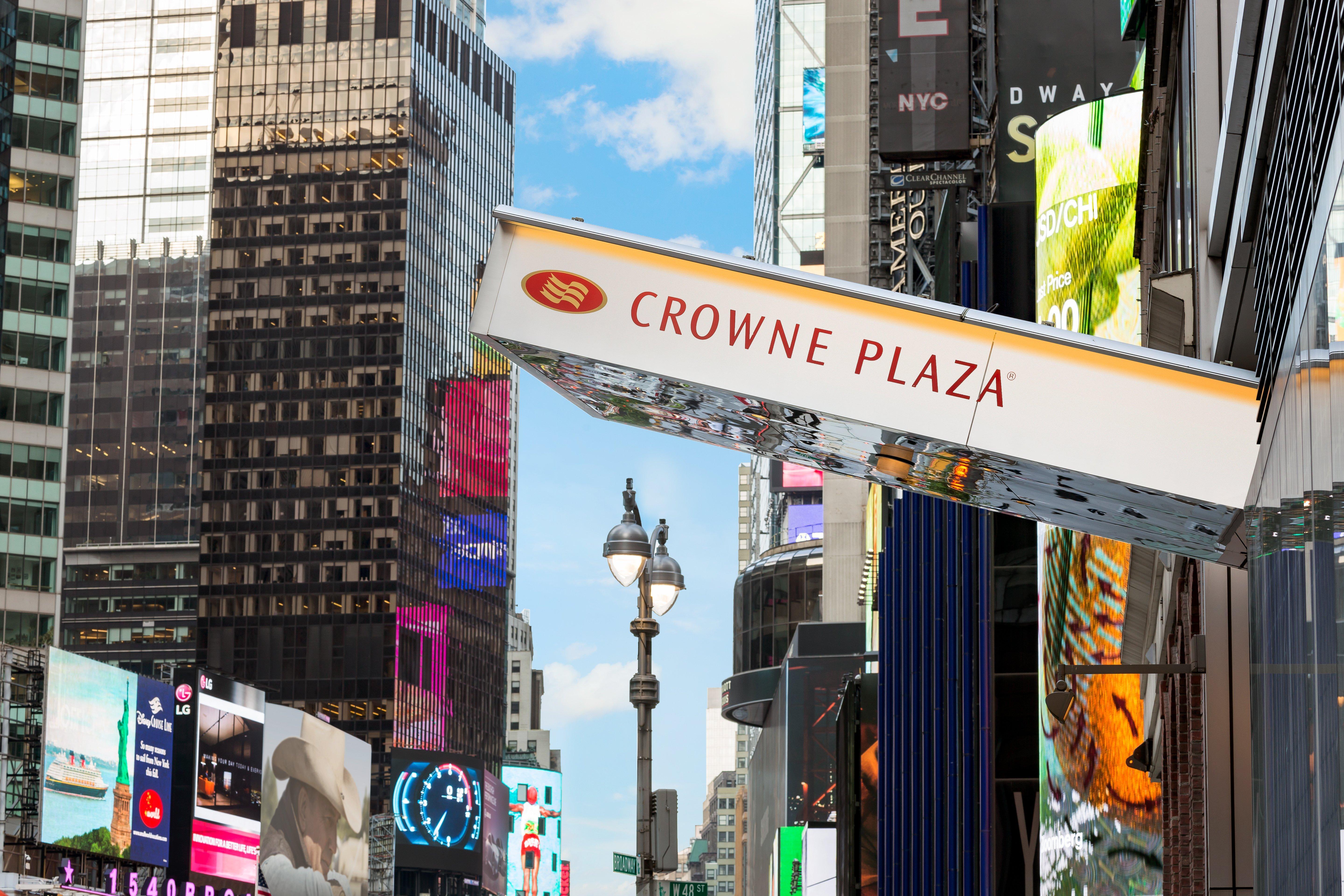 Crowne Plaza Times Square Manhattan, An Ihg Hotel New York Exterior photo